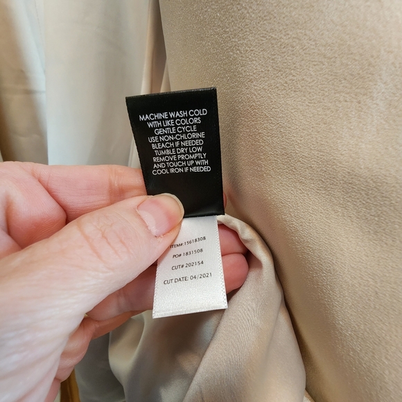 Torrid Lined Cream Women's Blazer, Size 2 - Picture 4 of 10